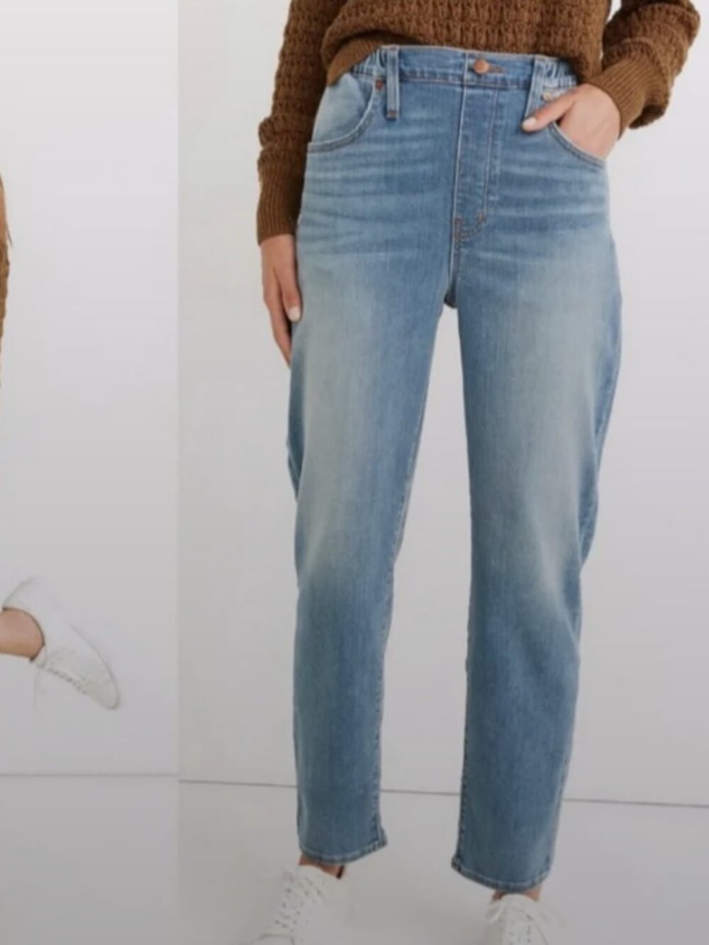 Madewell Pull-On Jeans in Keefe Wash Size 28 Baggy Pull On High Rise Relaxed Fit